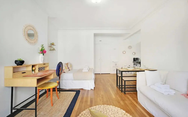 Charming Apartment -4p- Near Arc de Triomphe