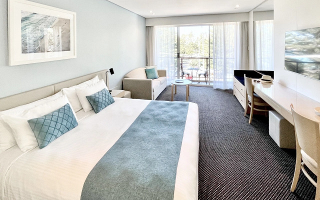 Coogee Sands Hotel and Apartments