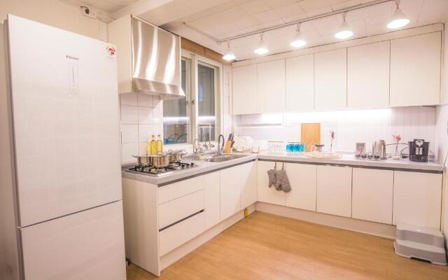 SG-Entire Serviced Residence & Home Concierge