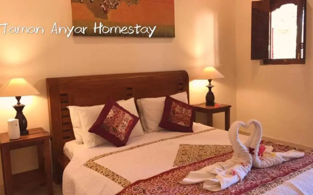 Teja Hostel