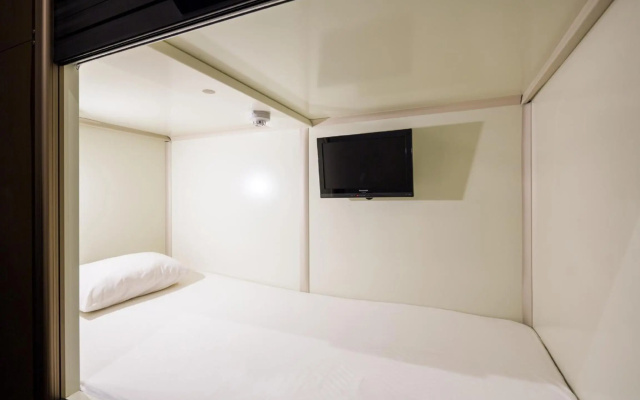 Capsule Hotel CUBE – Guest Rooms – Hiroshima
