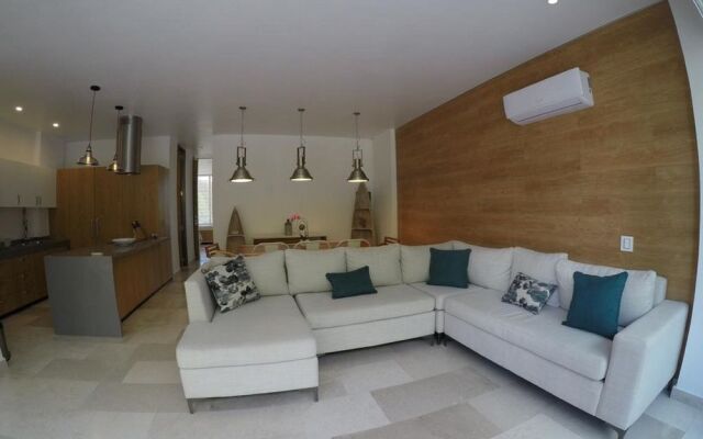 Siaan Luxury 2BR Condo by Baitna