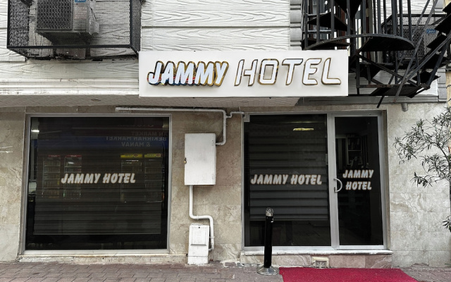 Jammy Hotel