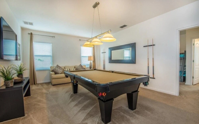 6 Bed 5 Ba Villa with Games & Pool