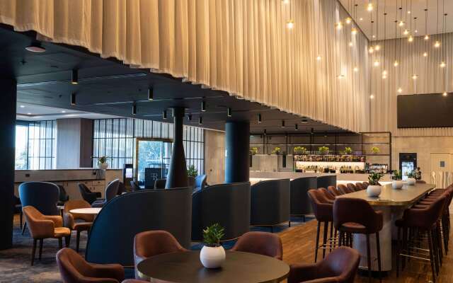 Oval Hotel at Adelaide Oval