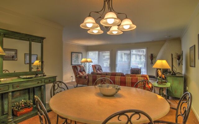 Enzian - CoralTree Residence Collection