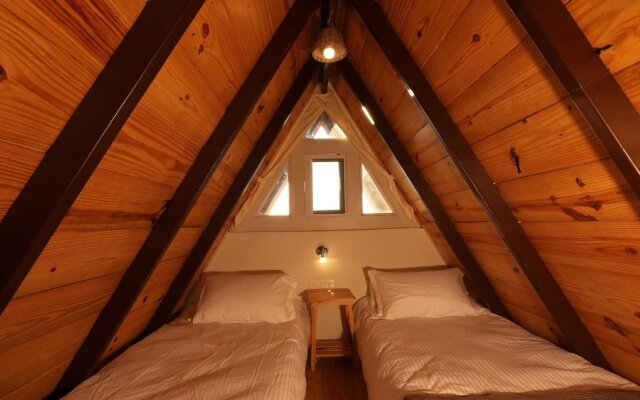 amã Stays & Trails Godhuli Padam, Naukuchiatal