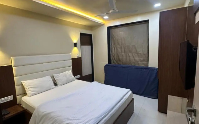 Hotel Suhagan Height