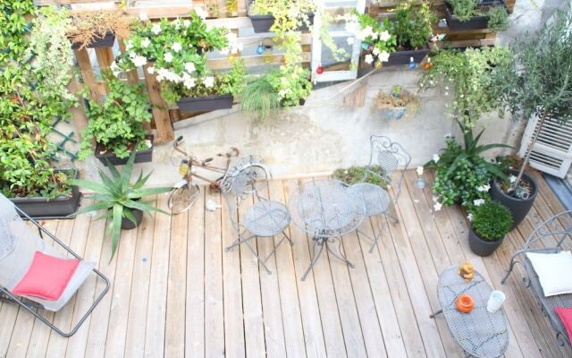 Une Chambre en Ville