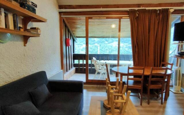 Appartement Cauterets, 2 pièces, 6 personnes - FR-1-234-238