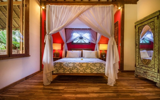 Bali Villa Near the Beach, 2083 – Guest Rooms – Kerobokan Kelod