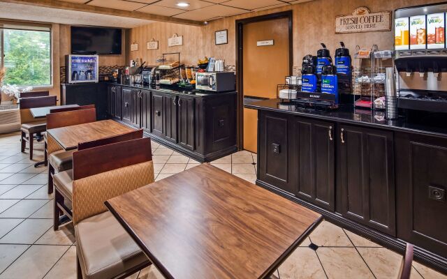 Best Western Hazlet Inn