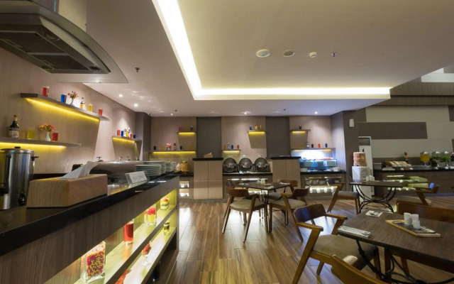 Hotel 88 Fatmawati Jakarta by WH