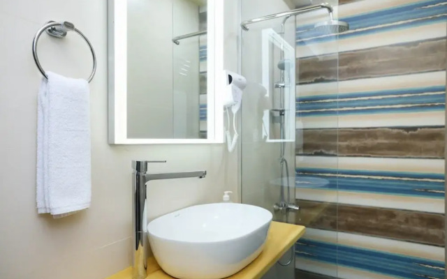 Stay Inn on Abovyan Str. 32