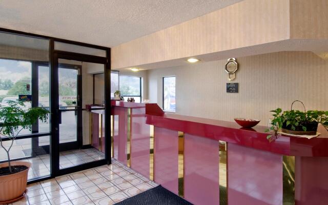 Americas Best Value Inn Livonia Detroit
