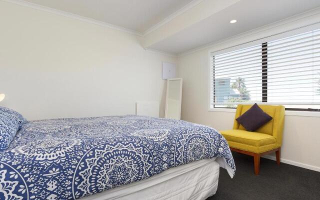 Sand Castles - Mount Maunganui Holiday Home