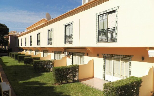 Bicos Beach Apartments AL by Albufeira Rental