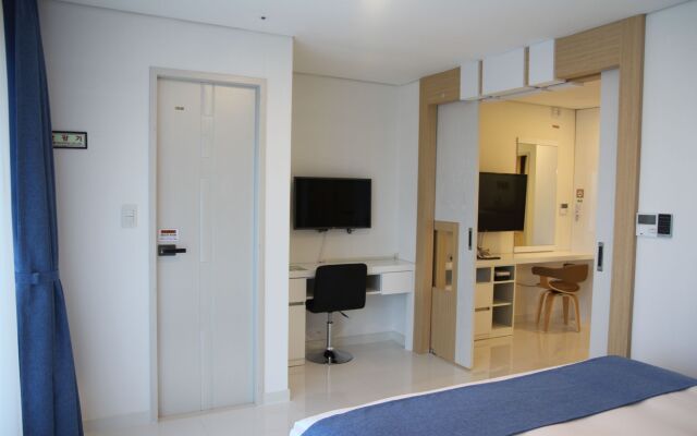 Hotel STAY:ON