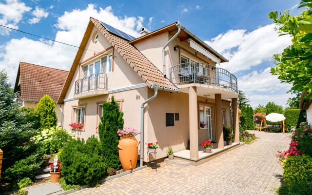 Balaton 730