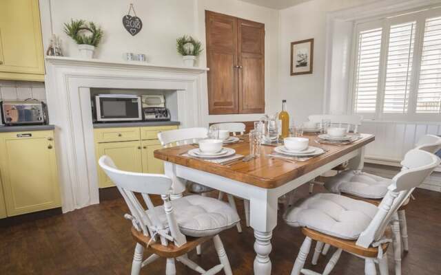 Spinnaker Cottage