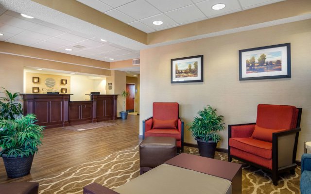 Comfort Inn & Suites La Grange