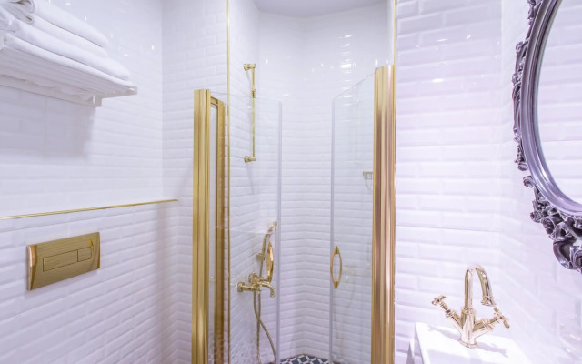 Araf Hotel