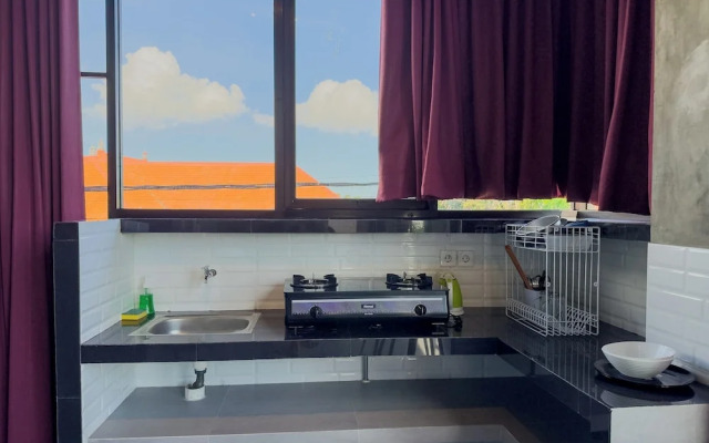 Sky Apartments And Suites