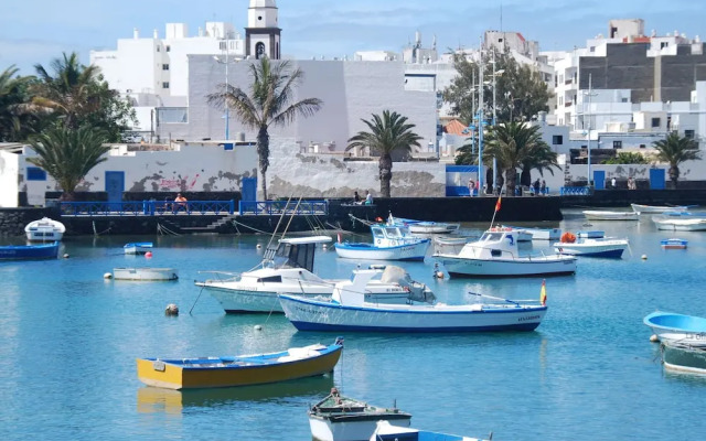 Comfortable Apartment in Arrecife With Terrace