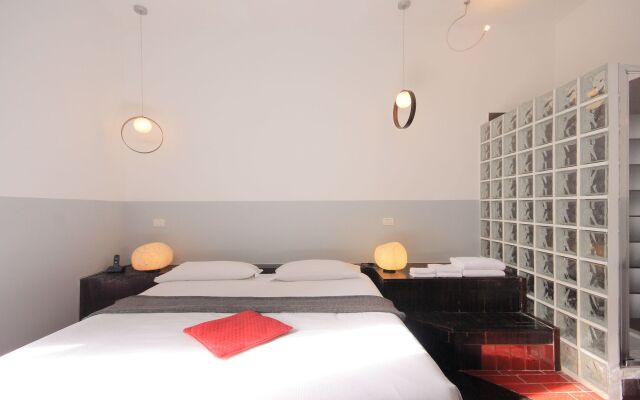 Ecce Roma Suites