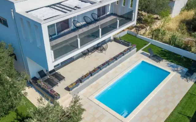 Exclusive Retreat With Private Pool in Novalja