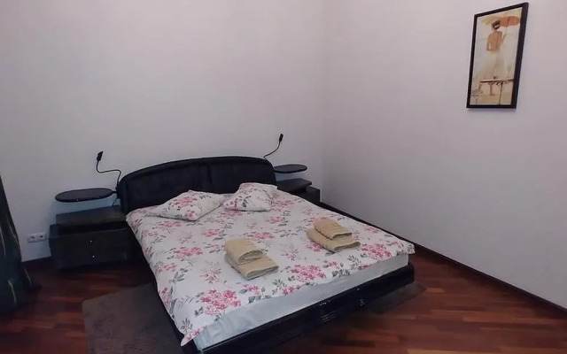 Two bedrooms. 25 V.Vasylkivska str. Centre of Kiev