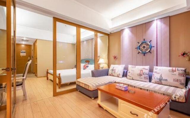 Summer Cherry Apartment (Ji'nan Quancheng Road Kuanhouli)