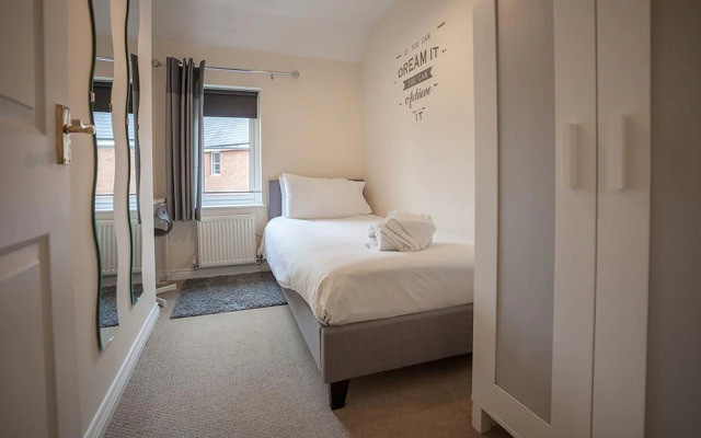 Mayflower Coach House by RentMyHouse