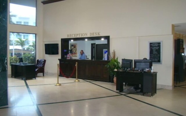 Casablanca by Design Suites Miami