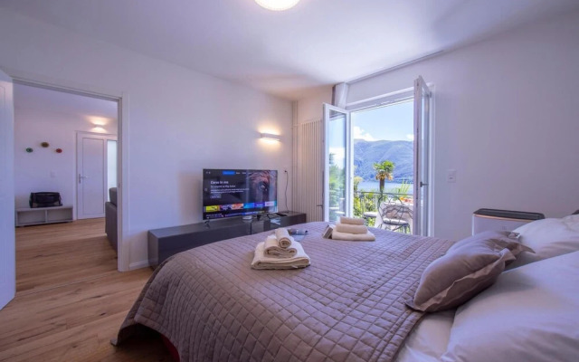 Brissago Lake View in Brissago