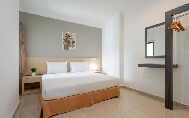 Golden View Serviced Apartment