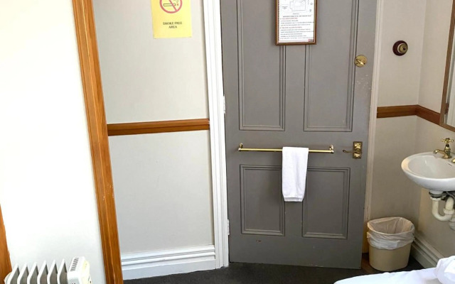 Shepherds Arms Hotel