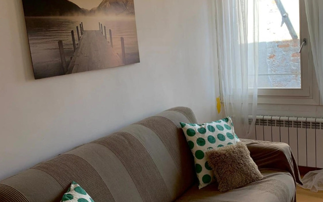 REGINA - ROMANTIC STUDIO near RIALTO
