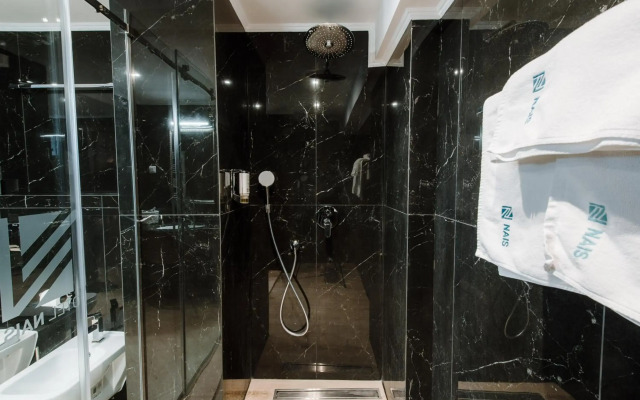 Hotel Nais