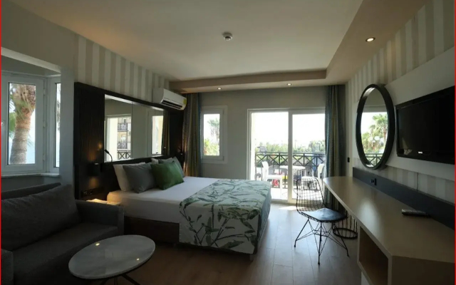 EOS Beach Resort