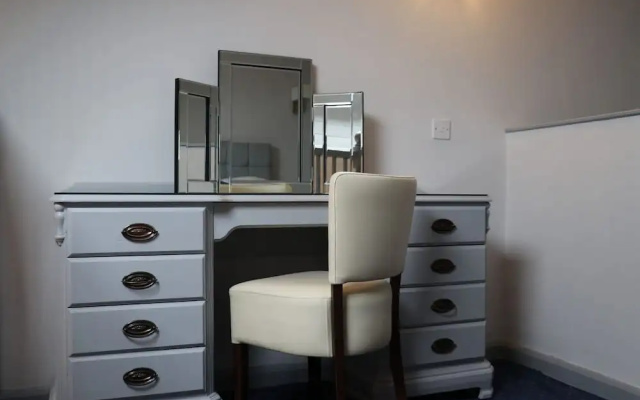 The Littleover Lodge Hotel