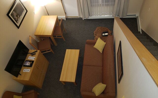 Sun Peaks Lodge