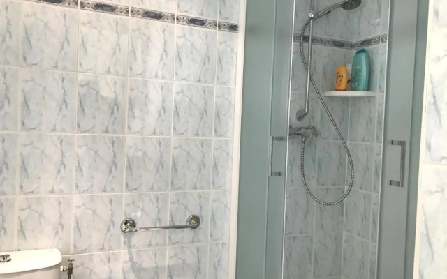 BH - 4 PEOPLE - Flat close to railway station and sea