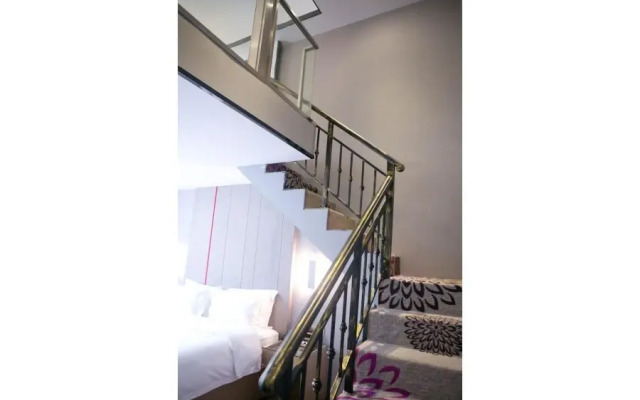 Lavande Hotel Shenzhen Qianhai Times City