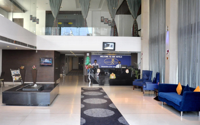 Hotel Clarks Collection Bhavnagar