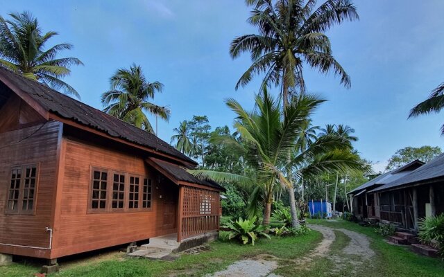 ZEN Rooms Pelangi Beach Resort
