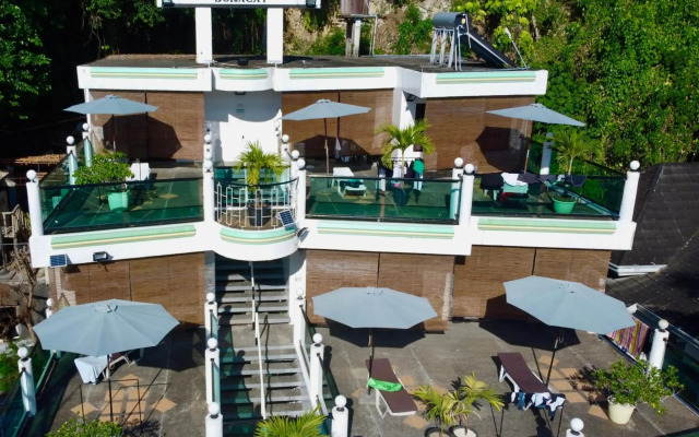Turtle Inn Resort