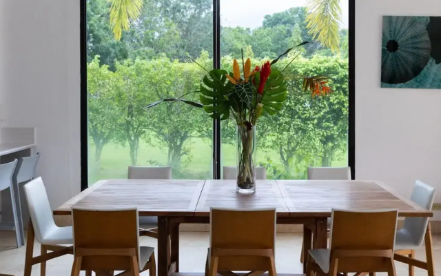 Villa Encanto by Acomodo