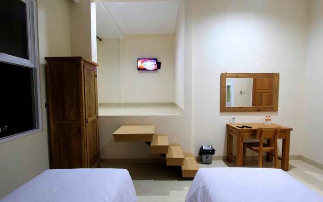 Sapphire Home Hotel – Guest Rooms – Sumedang