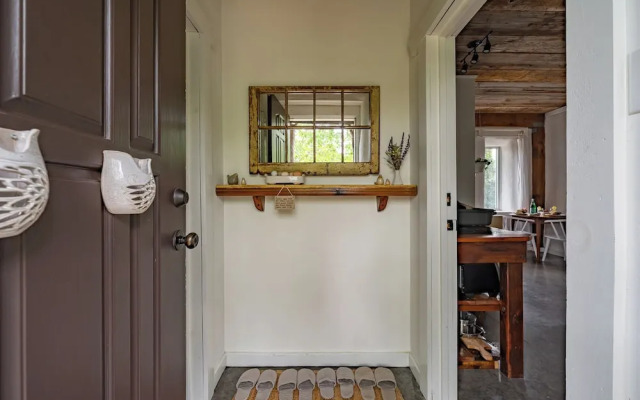 Owl's Nest Suites